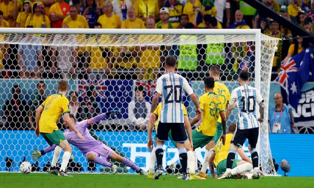 ميسي يقود الأرجنتين الى ربع نهائي كأس العالم
