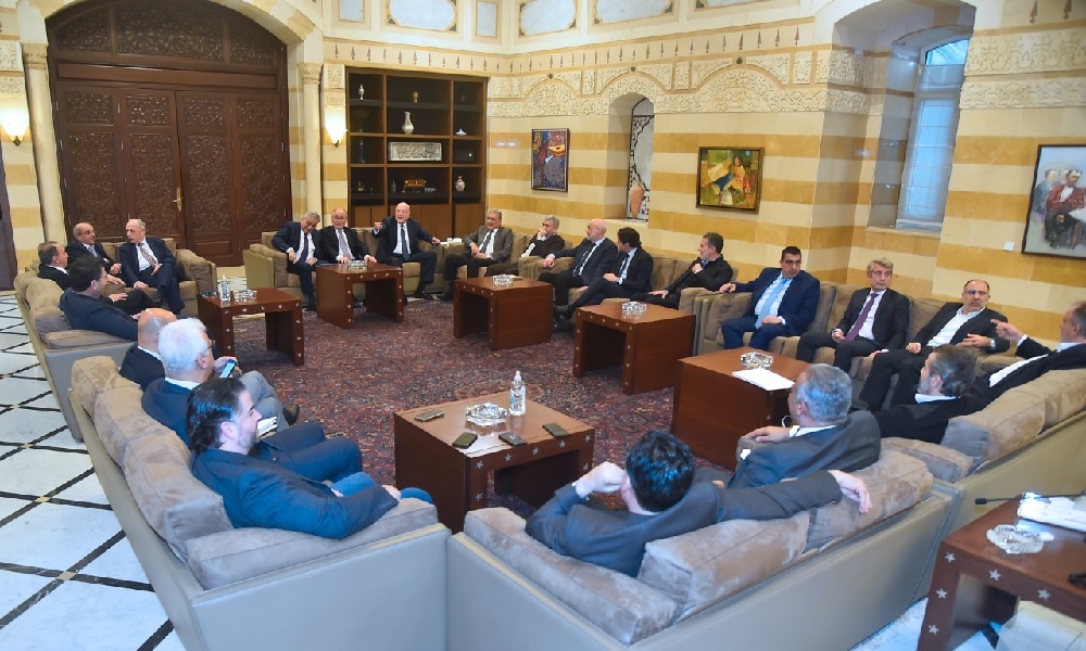 بحضور 19 وزيرًا… ميقاتي يعقد لقاءً تشاوريًا في السراي الحكومي
