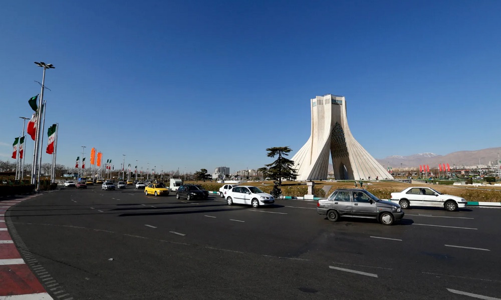 السجن لخطيبين رقصا أمام أبرز معالم طهران