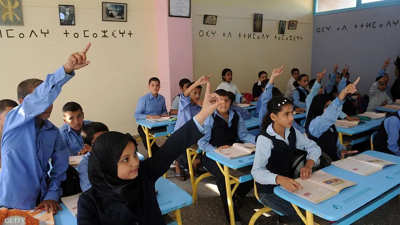 التلاميذ السوريّون يجتاحون المدارس: ماذا بعد “التطبيع” التربوي؟