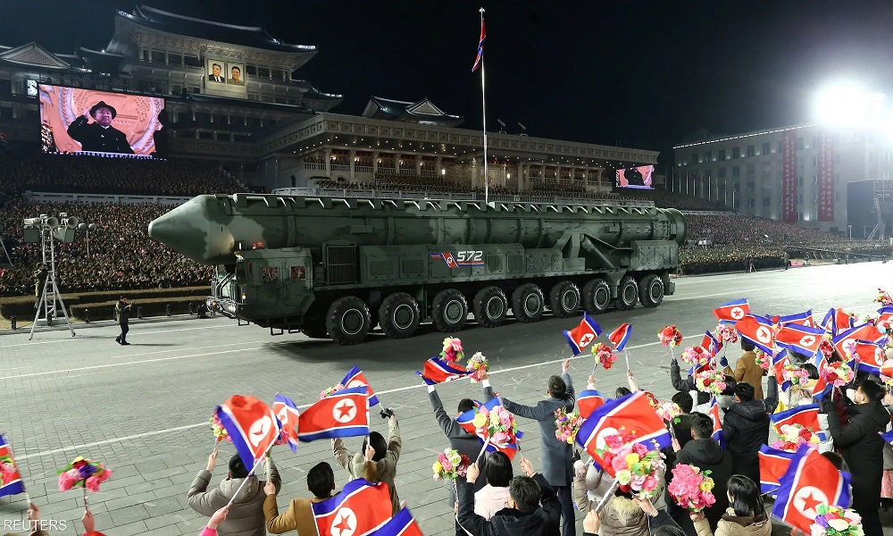 كوريا الشمالية… عرض عسكري كبير يشمل وحدة عمليات نووية