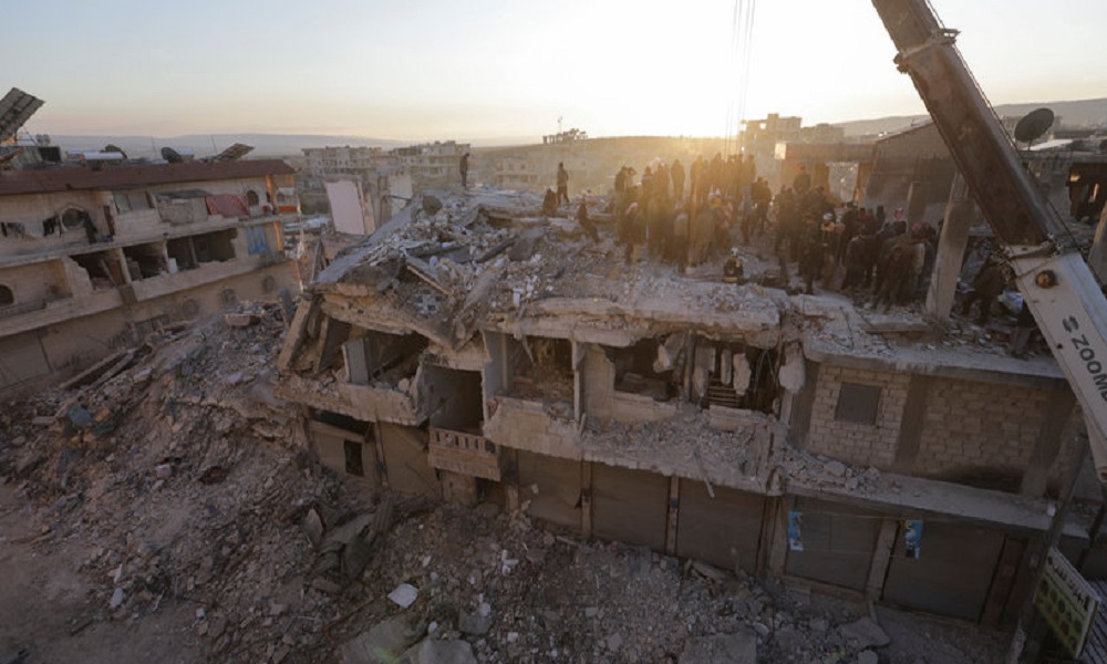بعد الزلزال… وصول أول قافلة مساعدات لسوريا