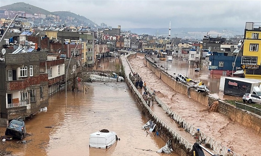 تركيا… ارتفاع ضحايا “كارثة” الفيضانات