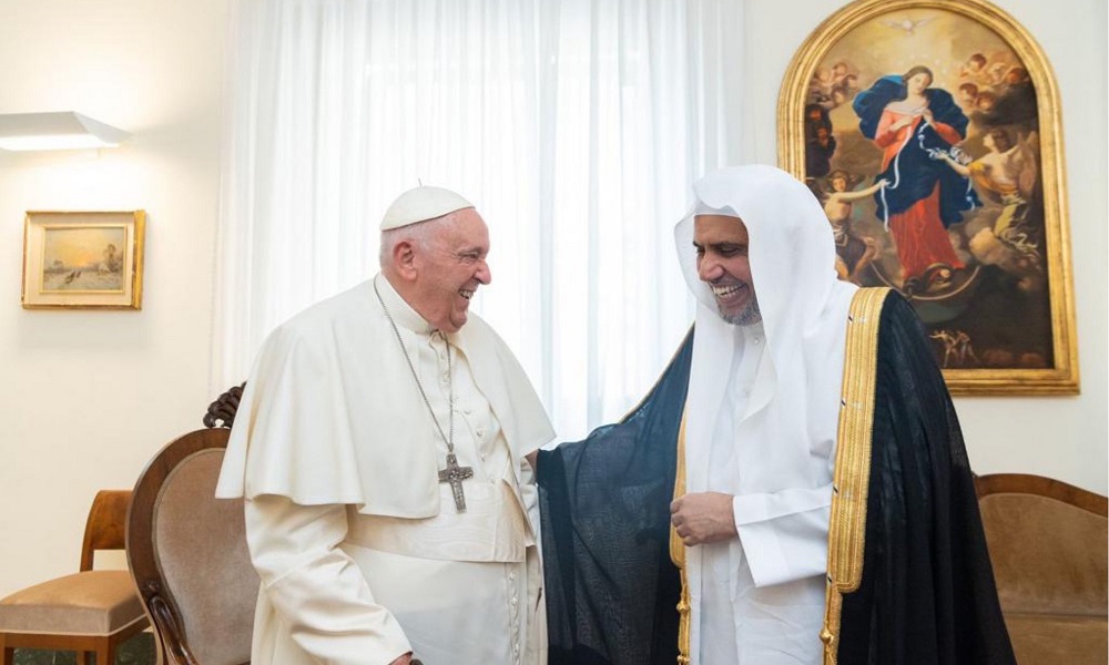 البابا فرنسيس يستضيف شخصية سعودية رفيعة