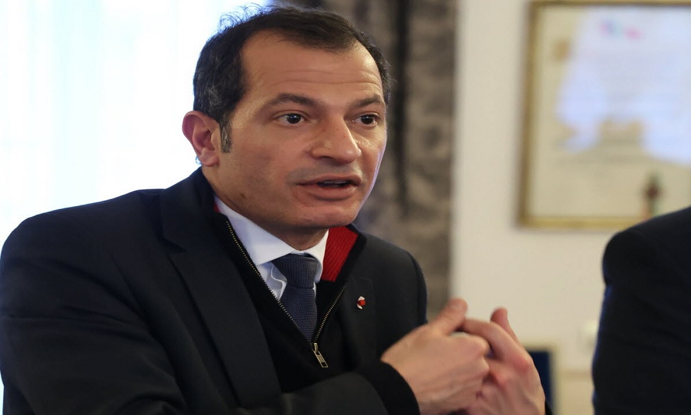 فرنسا ستطلب رفع الحصانة عن سفير لبنان في باريس