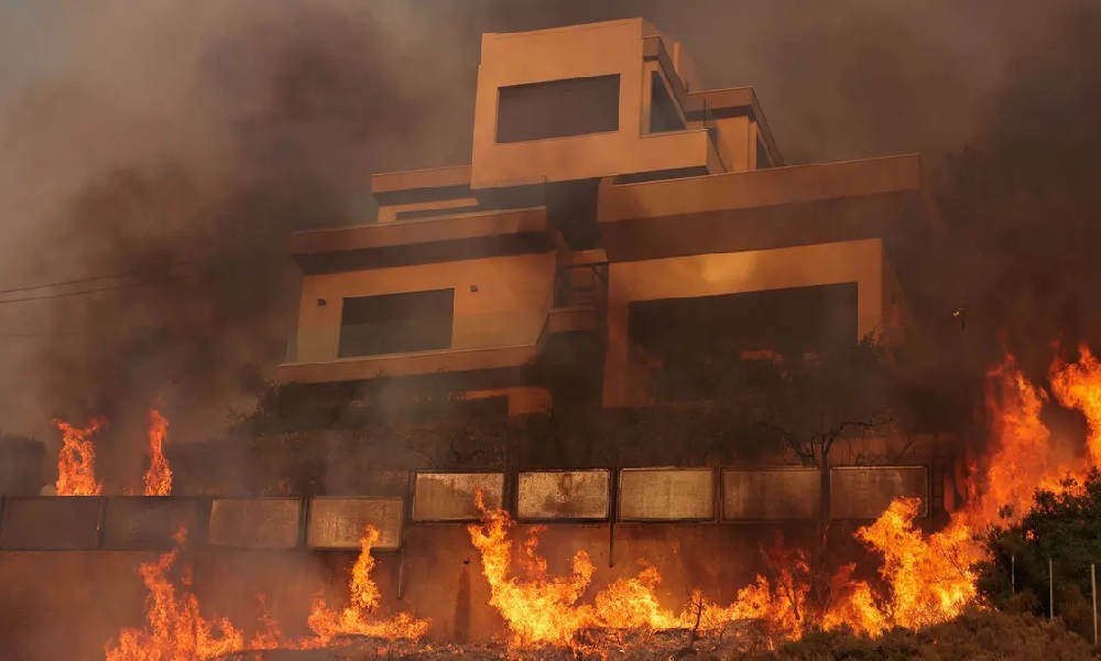 الحرائق تجتاح اليونان لليوم الخامس على التوالي