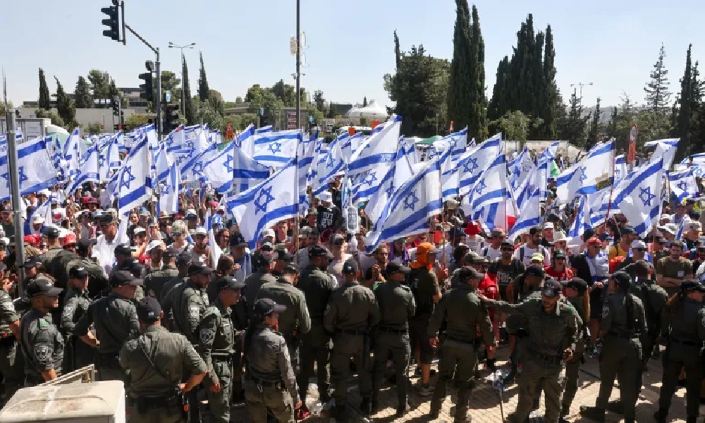 إسرائيل… ردود فعل غاضبة على تمرير أول تعديل قضائي