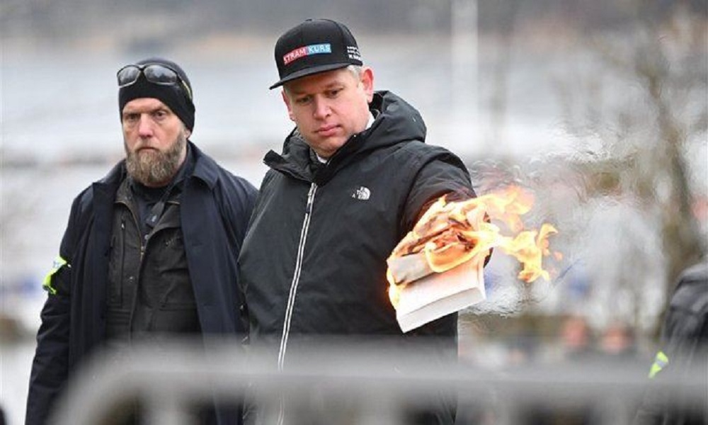 حرق المصحف مجددًا في السويد… و”شغب عنيف”