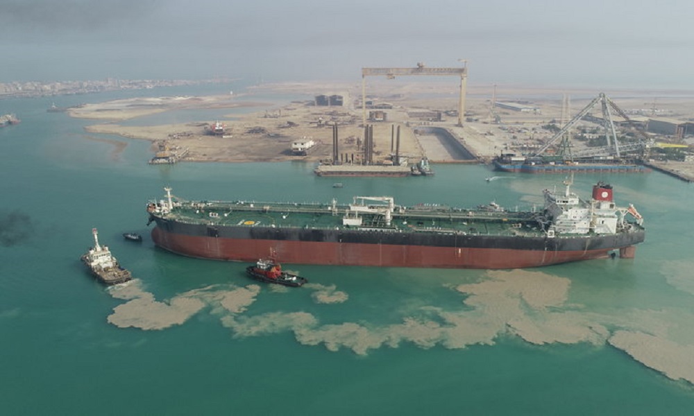 آمال لبنانية تواكب وصول سفينة التنقيب عن النفط والغاز