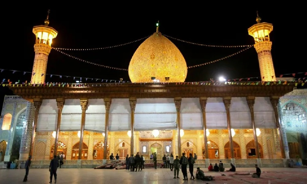 قتيل و8 جرحى بهجوم على مزار ديني في إيران