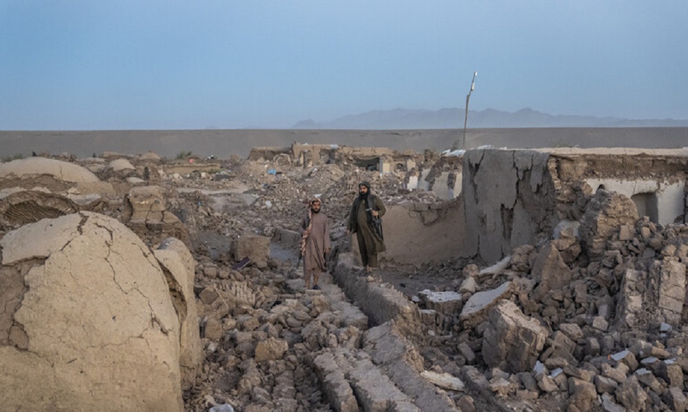 زلزال أفغانستان المدمر يحصد مزيدًا من الأرواح