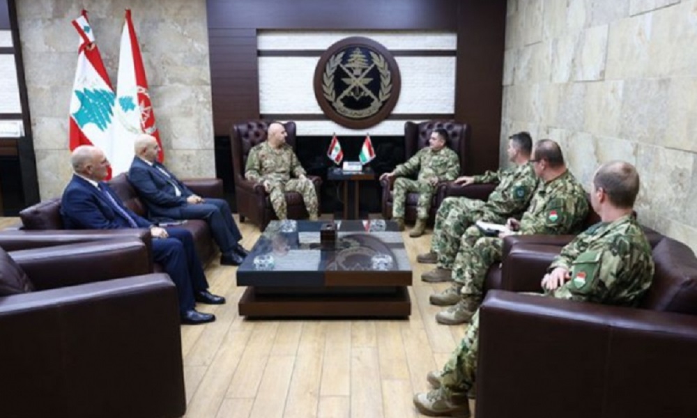 قائد الجيش التقى رئيس أركان الدفاع الهنغاري