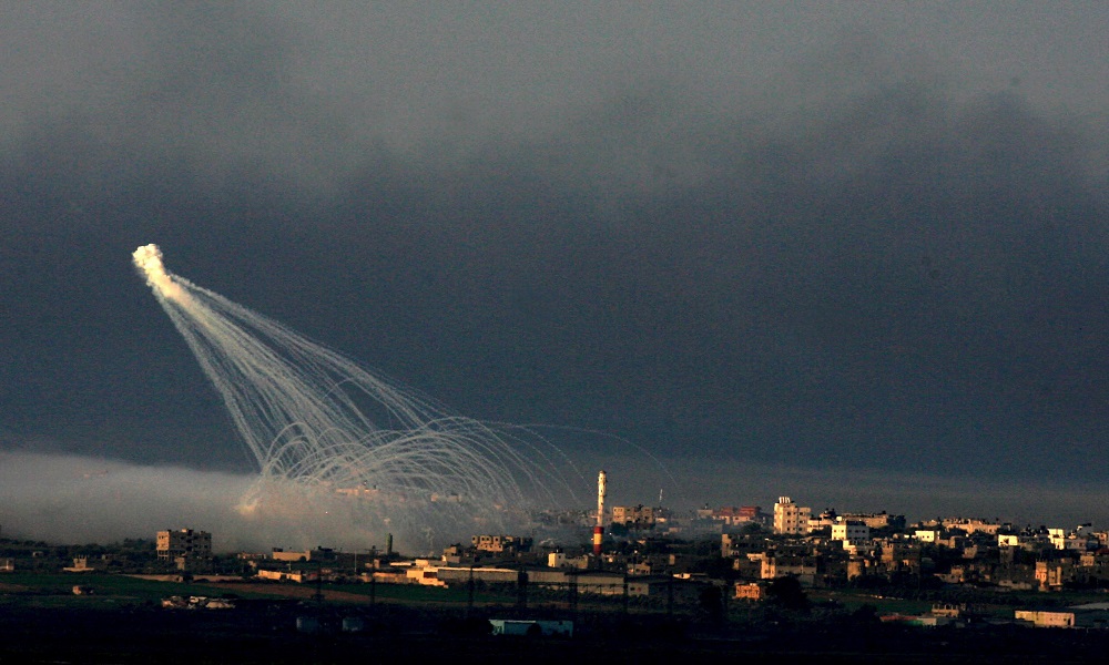 هل تنقل إسرائيل الحرب من غزة إلى لبنان؟