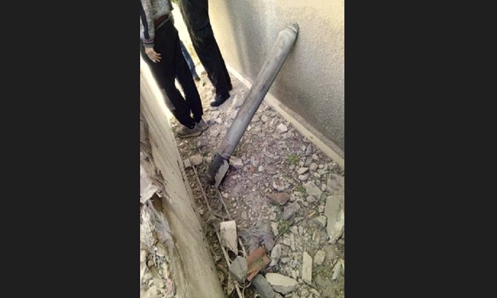 سقوط صواريخ على منازل في عين إبل! (فيديو)