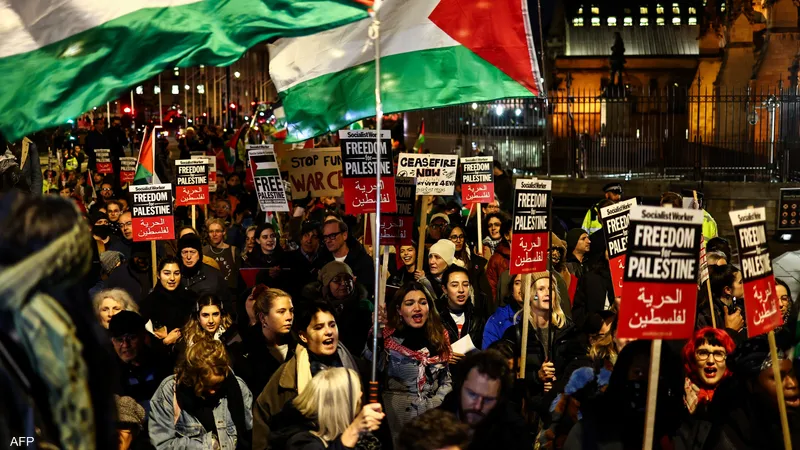 البرلمان البريطاني يصوّت ضد وقف النار بغزة
