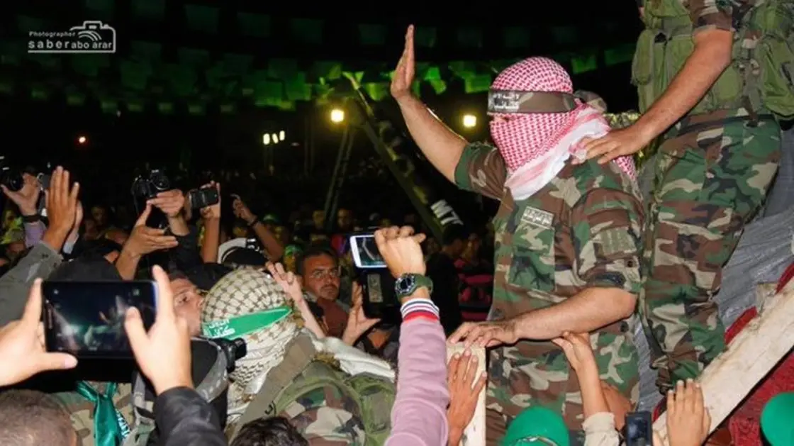 ما صحّة ظهور “أبو عبيدة” متجولاً في غزة؟