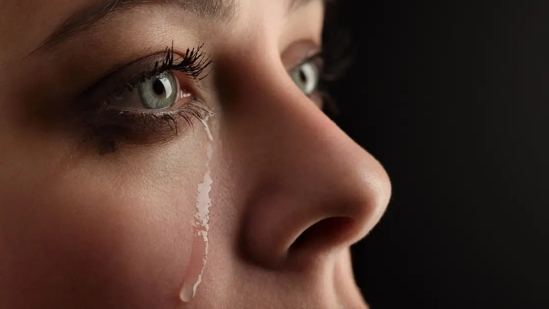 هذا ما تفعله “رائحة” دموع النساء بالرجال