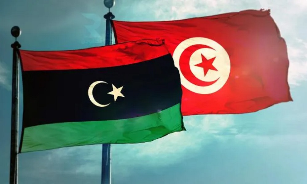 أبراج مراقبة جديدة على طول الحدود بين تونس وليبيا