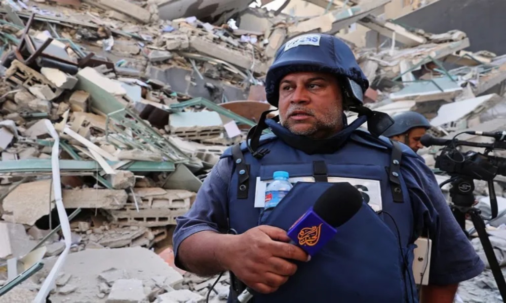 بعد مقتل عائلته… إصابة الصحافي وائل الدحدوح في قصف