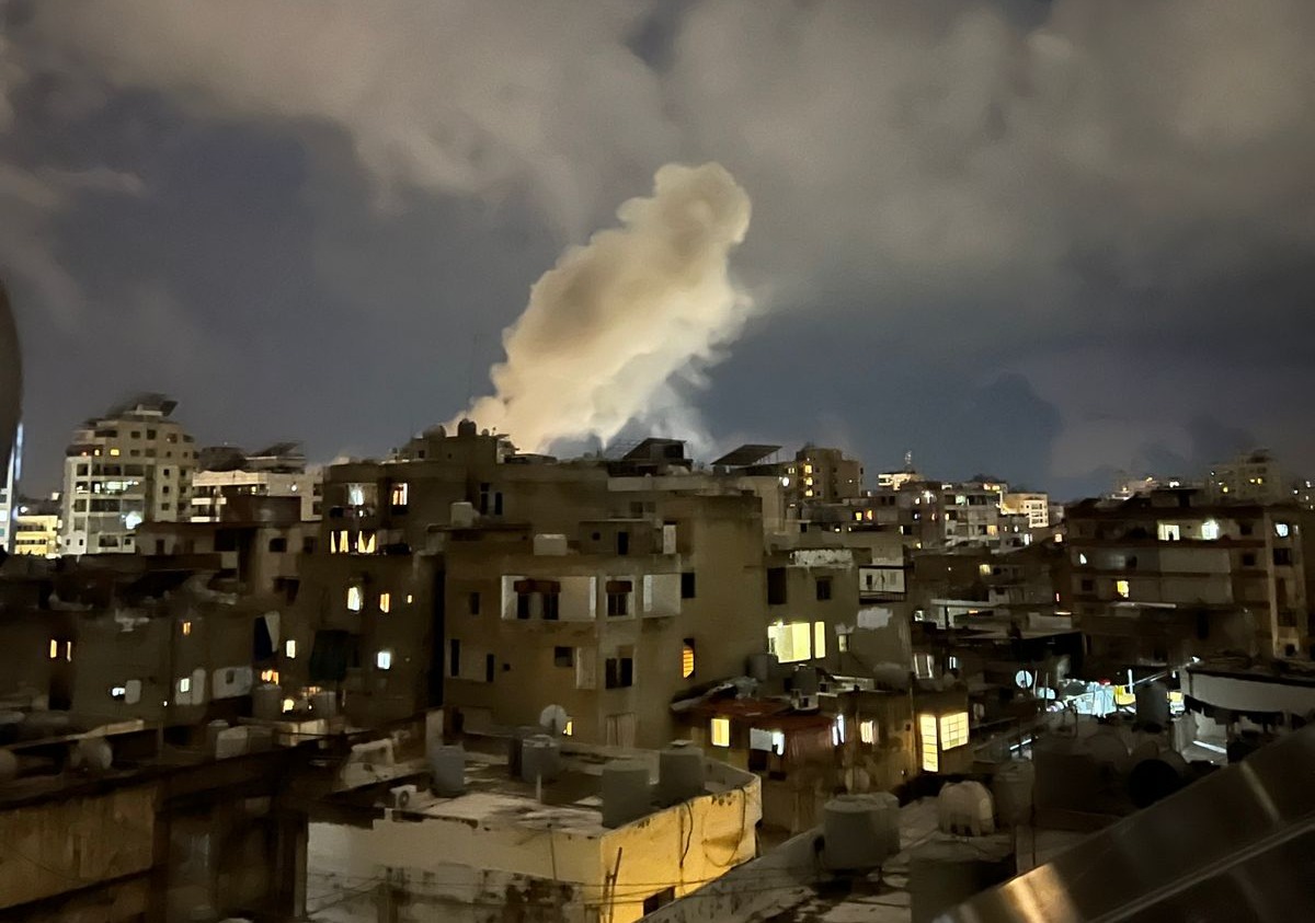 بالفيديو والصور: إسرائيل تقصف الضاحية الجنوبية!