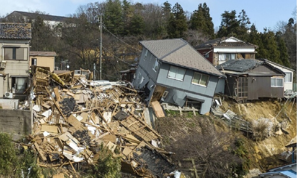 ارتفاع حصيلة ضحايا الزلازل في اليابان