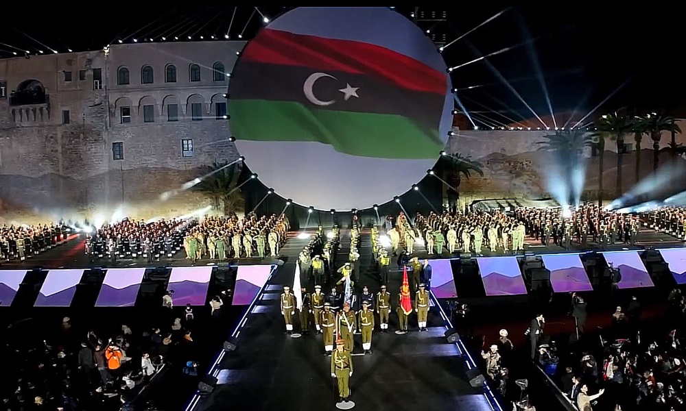 إحتفالات حاشدة في طرابلس الليبية بمناسبة الذكرى 13 لثورة 17 شباط