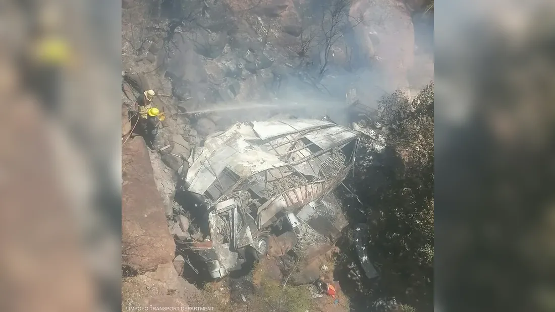 حادث “مأساوي” في جنوب إفريقيا يخلف 45 قتيلا