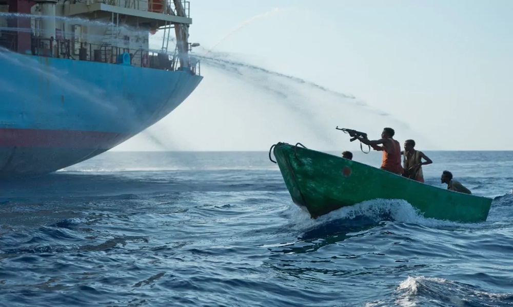 البحرية الهندية تعترض قراصنة صوماليين