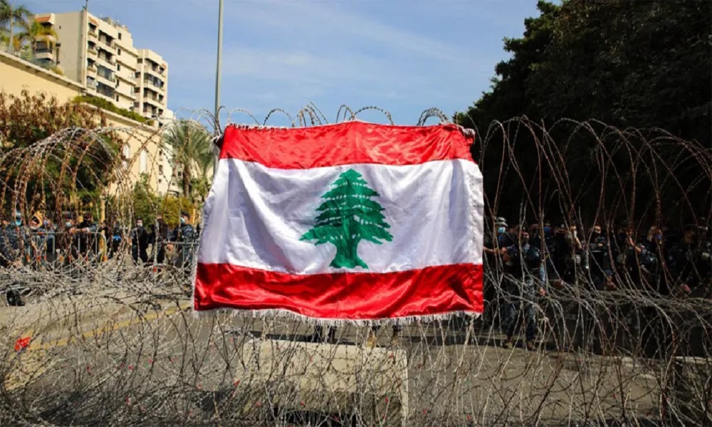 “التايتنيك” اللبنانية عالقة!