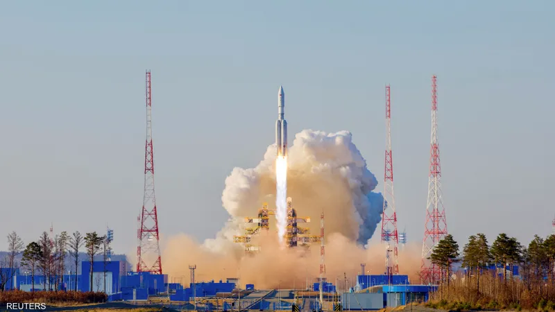 روسيا تنجح في إطلاق صاروخ جديد ثقيل الوزن إلى الفضاء