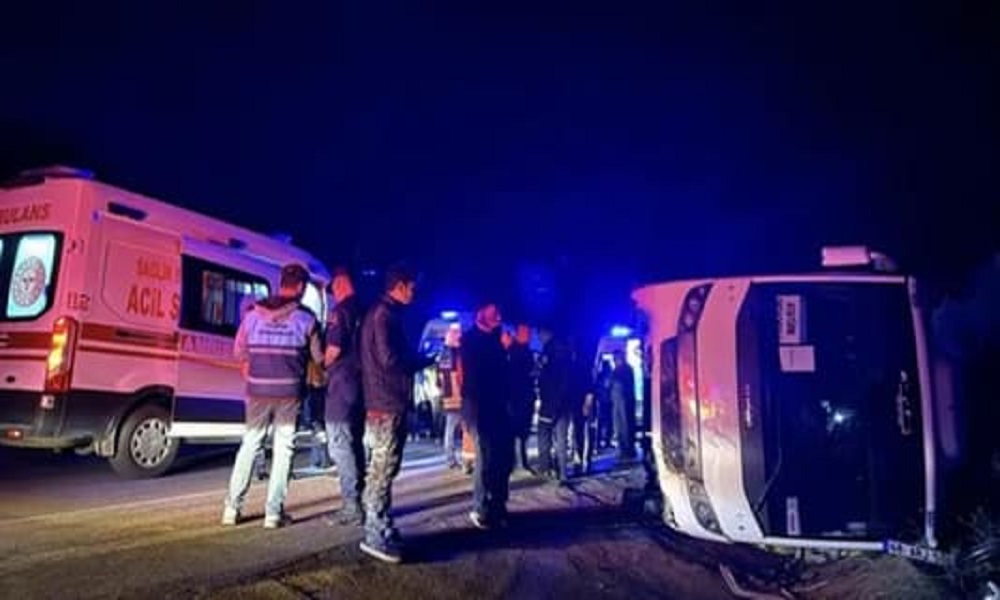 إصابة 25 شخصًا بحادث سير في تركيا
