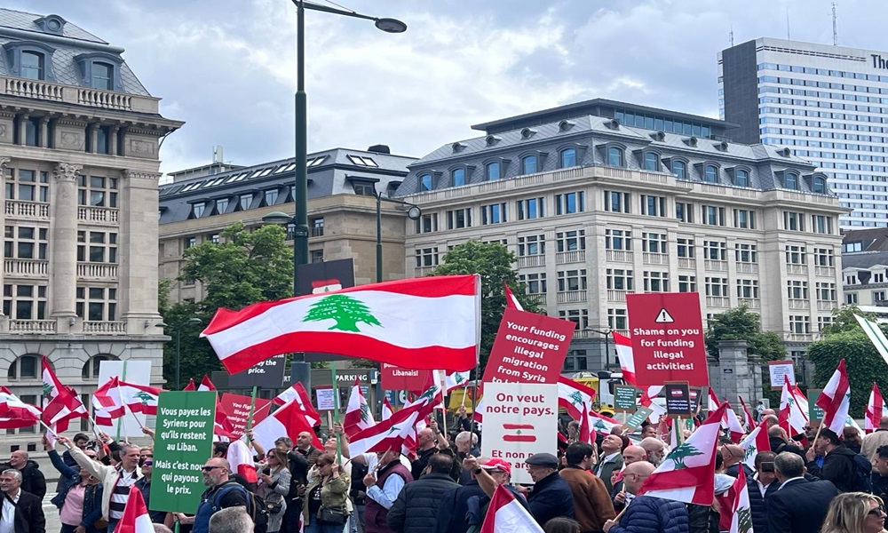 بالصور: تظاهرة لبنانية أمام قصر العدل في بروكسل
