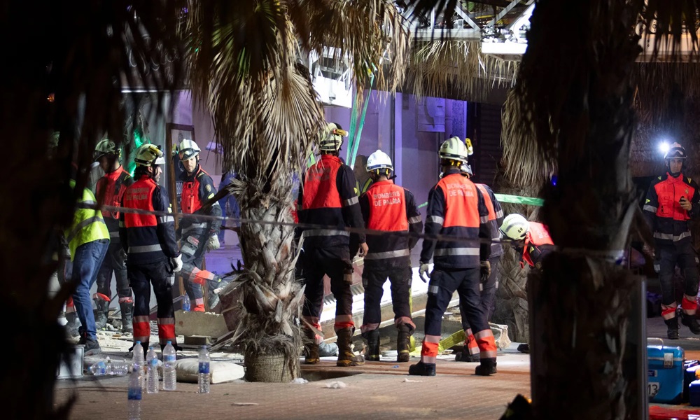 قتلى وجرحى إثر انهيار مطعم في إسبانيا (فيديو)