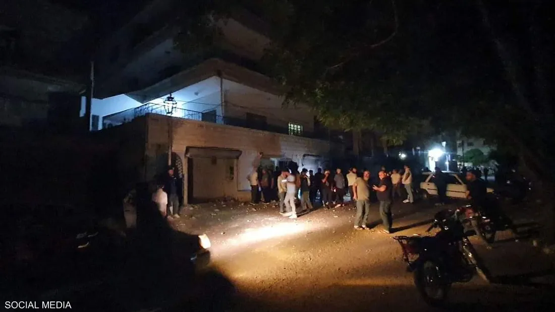 إسرائيل تقصف منطقة سكنية في بانياس ومقتل طفلة