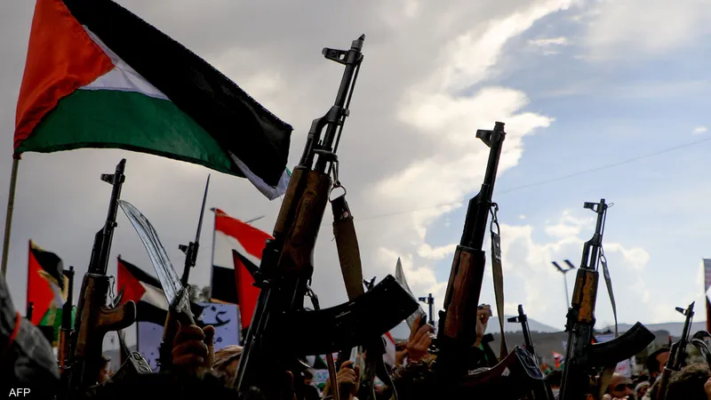 واشنطن: عقوبات جديدة على شبكات تمويل أسلحة الحوثي
