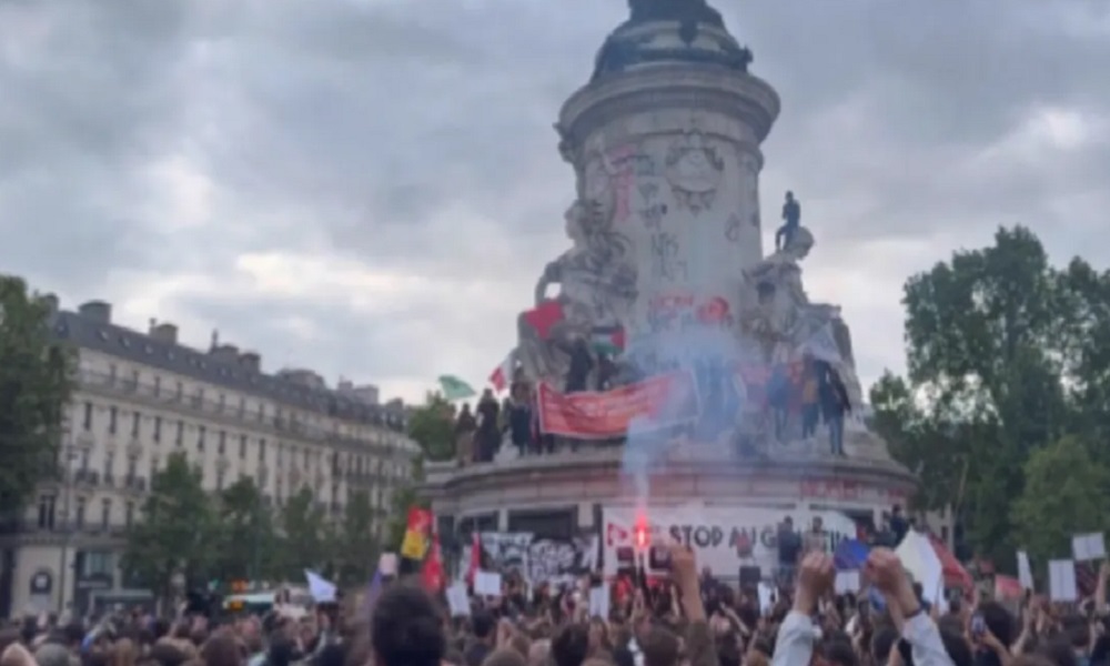 بالفيديو: احتفالات بفوز تحالف اليسار بالانتخابات الفرنسية
