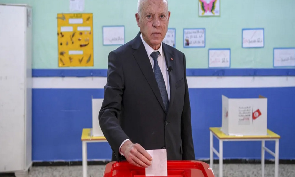 الرئيس التونسي يحدد موعدًا للانتخابات الرئاسية