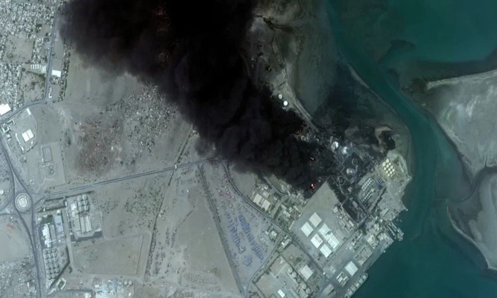 اليمن… انفجار جديد يهز ميناء الحديدة