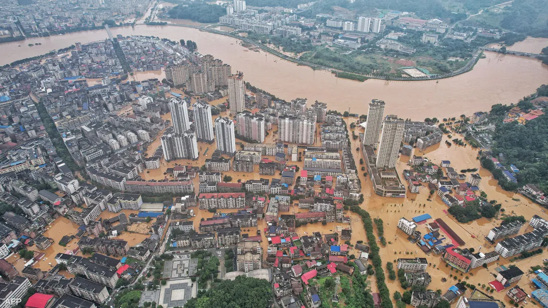 11 قتيلا وأكثر من 30 مفقودا بانهيار جسر في الصين