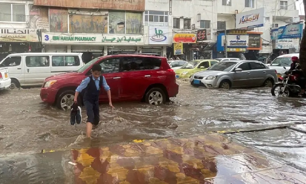 قتلى ومفقودون جراء السيول في اليمن!