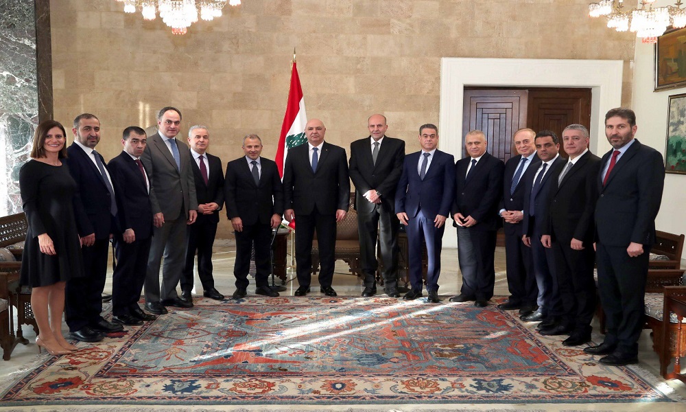 “لبنان القوي” يسمي نواف سلام لرئاسة الحكومة