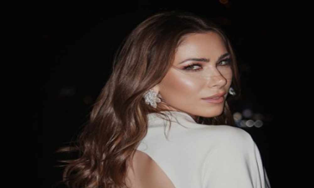 دانييلا رحمة تكشف سبب تأجيل إعلان حملها