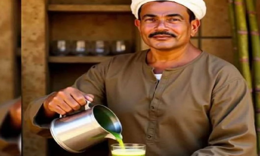 صورة غريبة لعمرو دياب تشعل مواقع التواصل