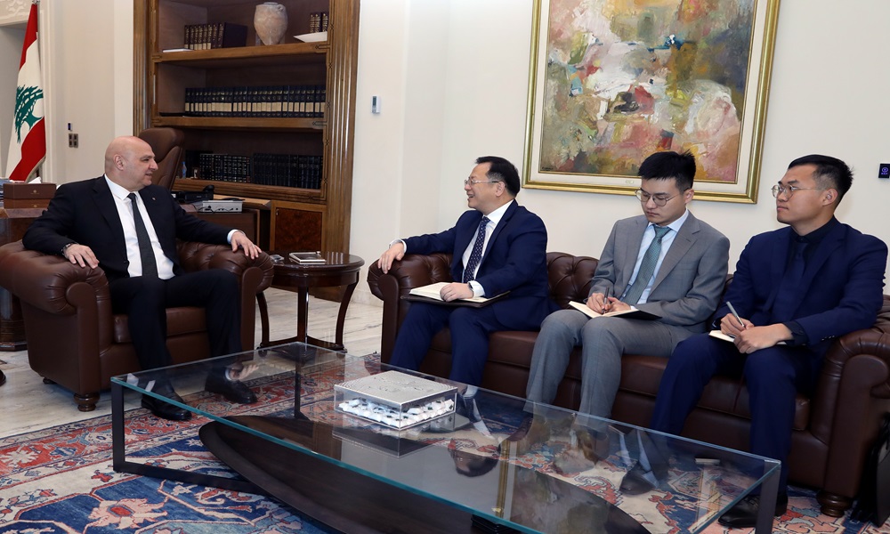 عون يشكر السفير الصيني