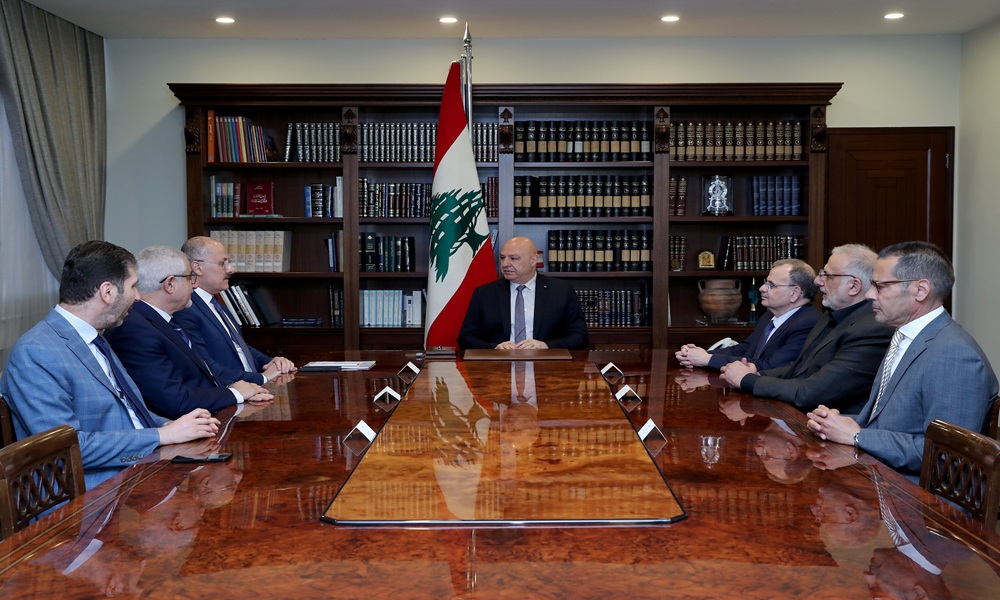 عون: كرامة المواطن تتحقّق