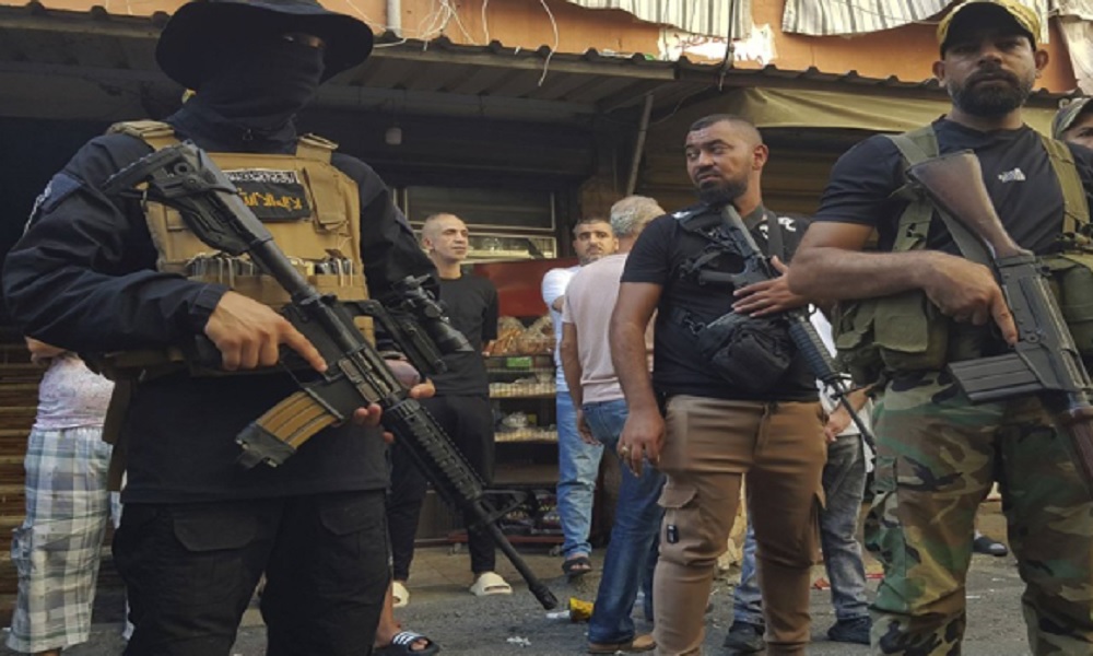 سحب سلاح المخيمات الفلسطينية يبدأ منتصف حزيران