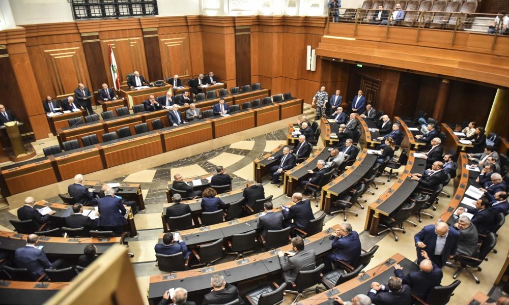 البند الـ 70 يفجر الجلسة التشريعية… حفلات زجل وهوارة
