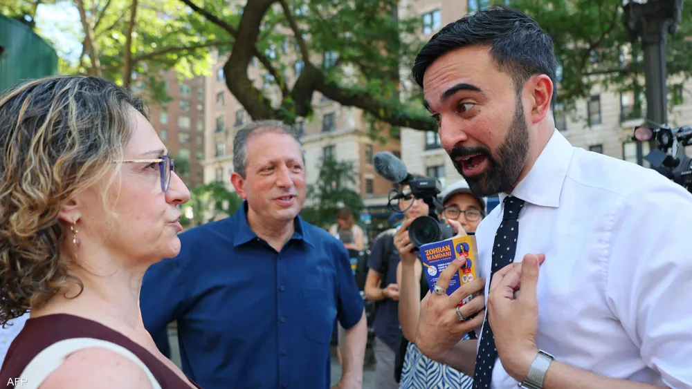 شاب “مسلم تقدمي” يفوز برئاسة بلدية نيويورك