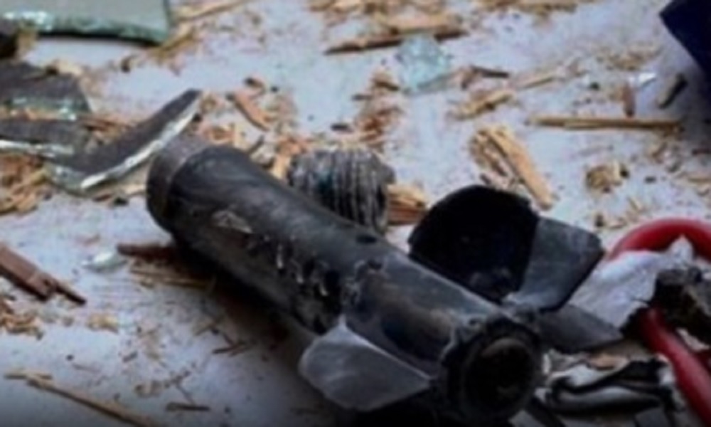 قذيفة هاون قديمة تحت جسر عرقة في عكار