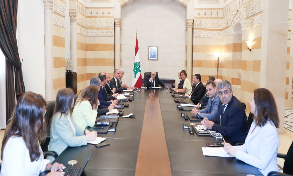 روائح كريهة بمحيط المطار والمناطق المجاورة… وسلام يتحرّك